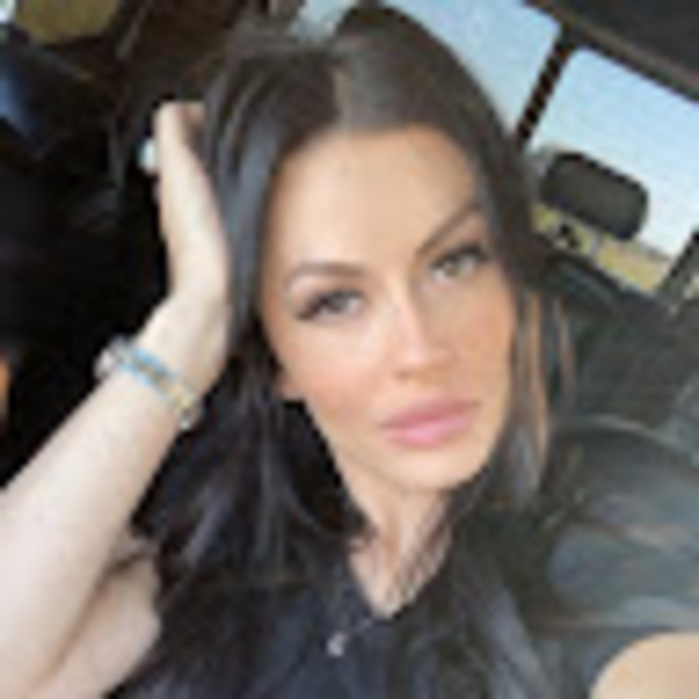 Meet your Posher, Tanya